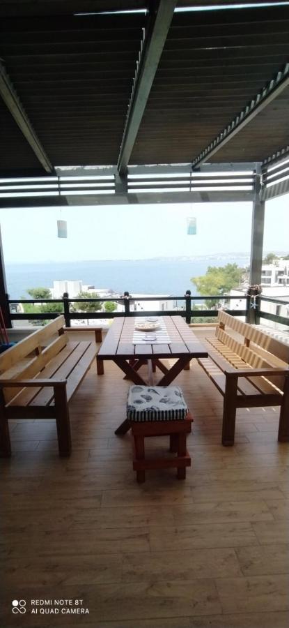 Matthews Beach House Vlorë Esterno foto